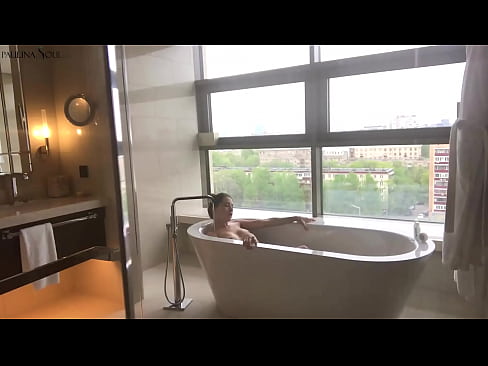 ❤️ Gagică imensă care își masturbează cu pasiune păsărica în baie ❤  at us ro.np64.ru ❌❤