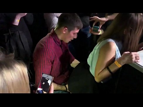 ❤️ Sex real într-un club de noapte rusesc. O rusoaică de 18 ani în anus și vagin futută într-un club de noapte ❤  at us ro.np64.ru ❌❤
